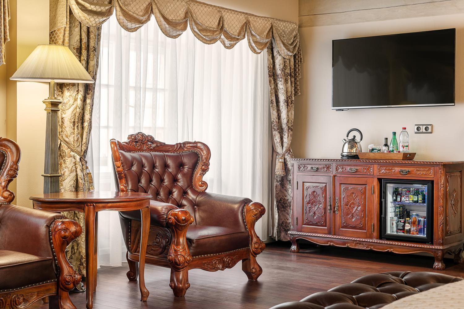 Junior Suite,1549165660:JPEG